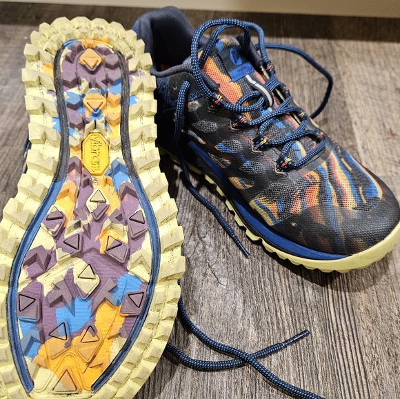 MERRELL- Women's Trail running shoes - Picture 2 of 6